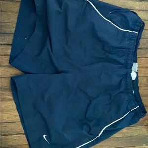 Men’s Nike vintage running shorts large